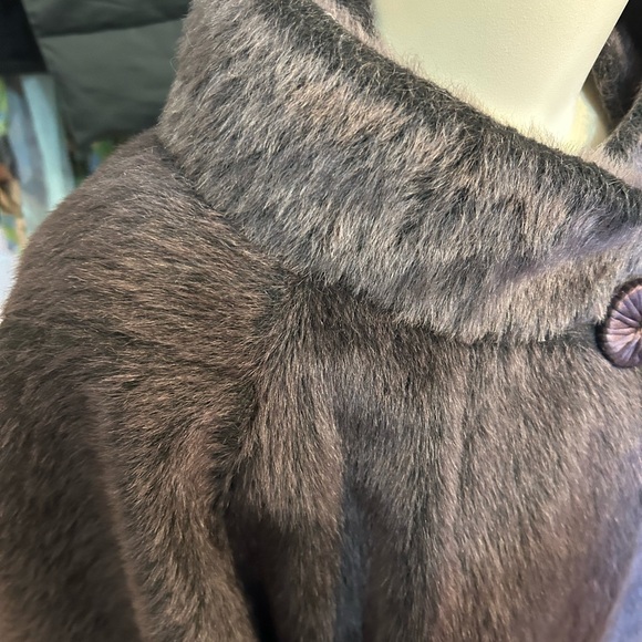 Elegant Dark Gray Women's Coat - Picture 5 of 8